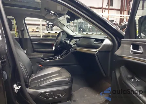 2023 Jeep Grand Cherokee L Limited 4X4 from USA, damaged, VIN 1C4RJKBG6P8718822